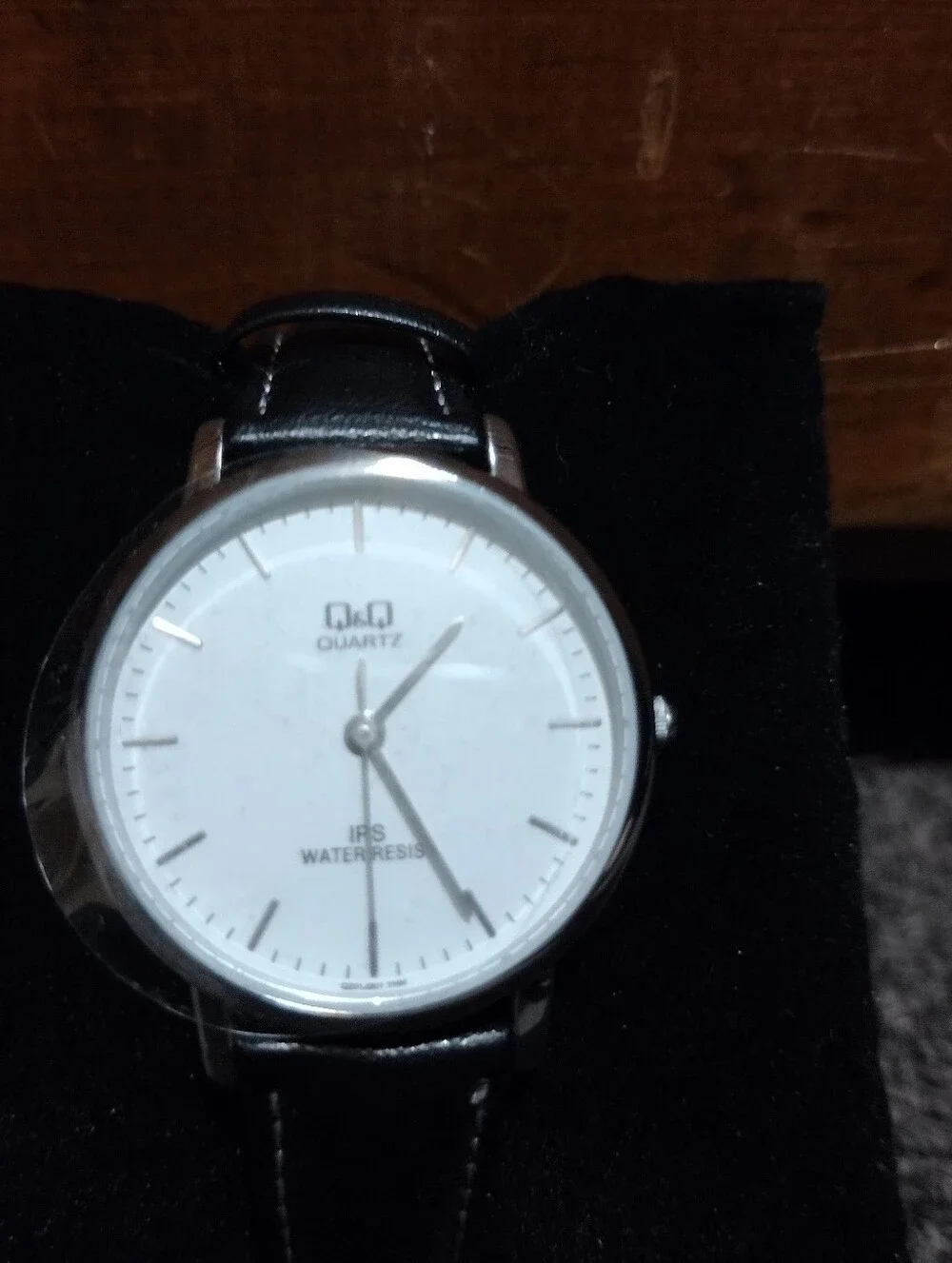 Q&Q Japan Black Water Resistant Men's Leather Watch